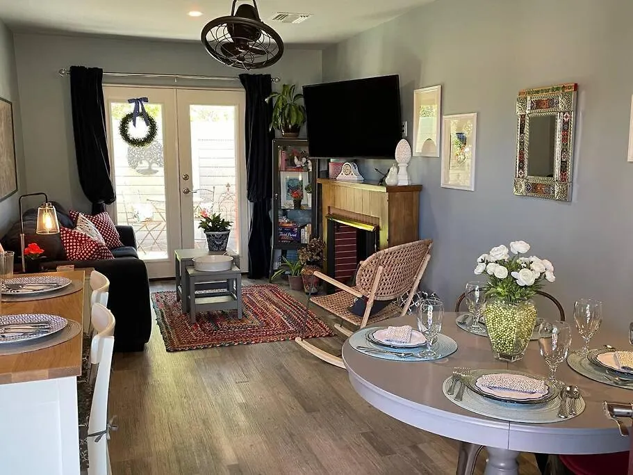 Encanto Cactus Flower Casita Phoenix 0*,  USA